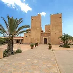 Amazing Home In Torrevieja With Wifi *